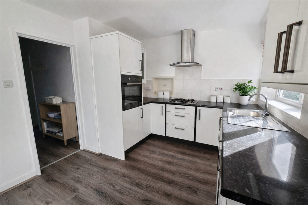 Property photo 2 of 19 Kitchen Ai Gen