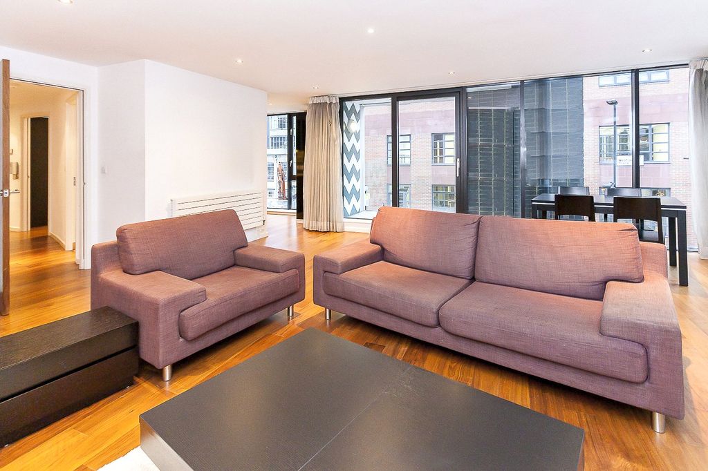 Property photo 1 of 10 Picture No. 05