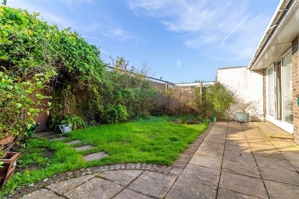 Property photo 3 of 12 Boxgrove-11.Jpg