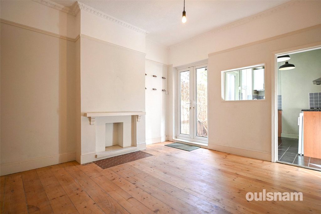 Property photo 3 of 21 Picture No. 15