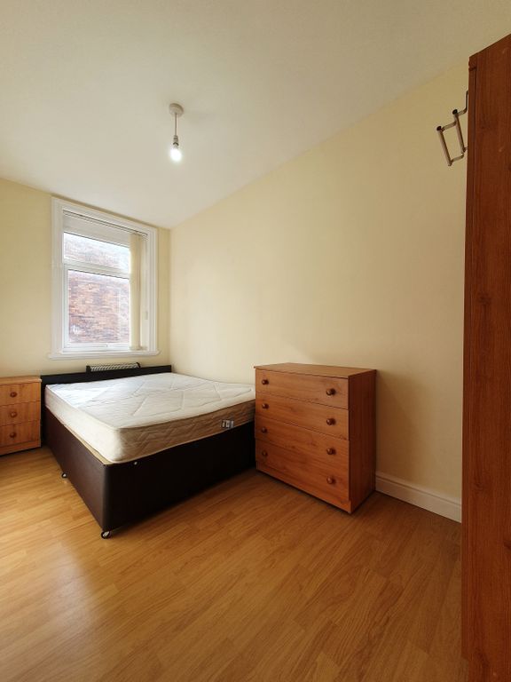 Property photo 3 of 11 Gallery