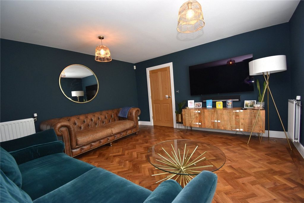 Property photo 3 of 29 Picture No. 09