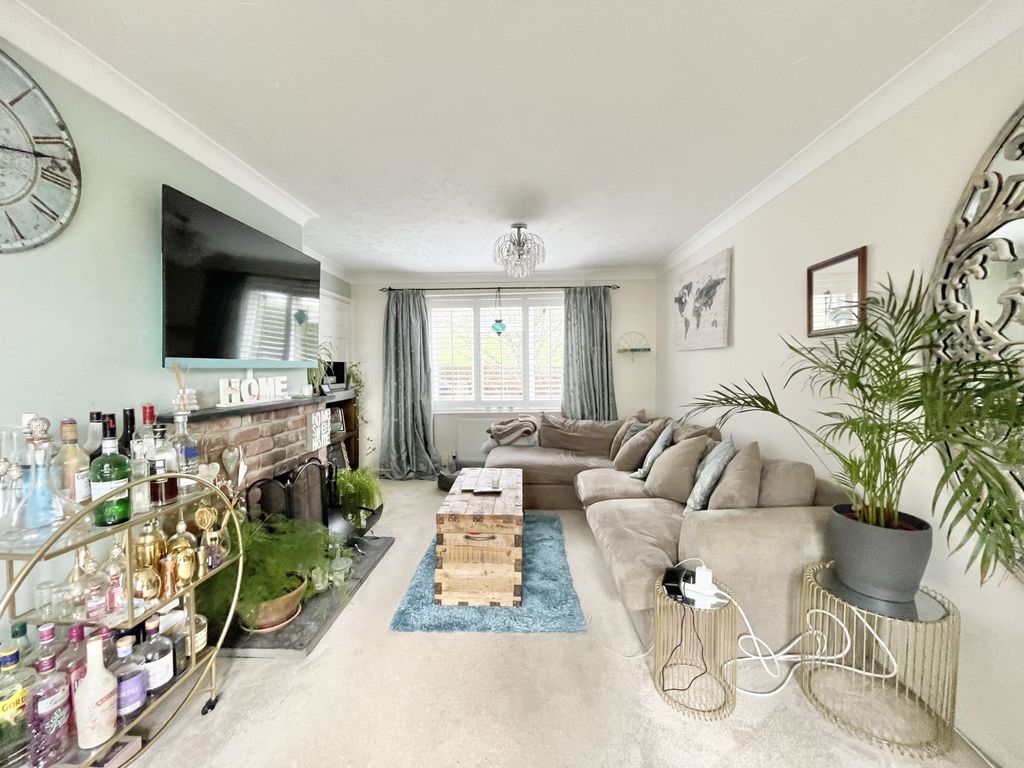 Property photo 2 of 17 Photo 2