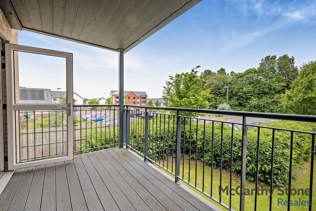 Property photo 2 of 21 Balcony