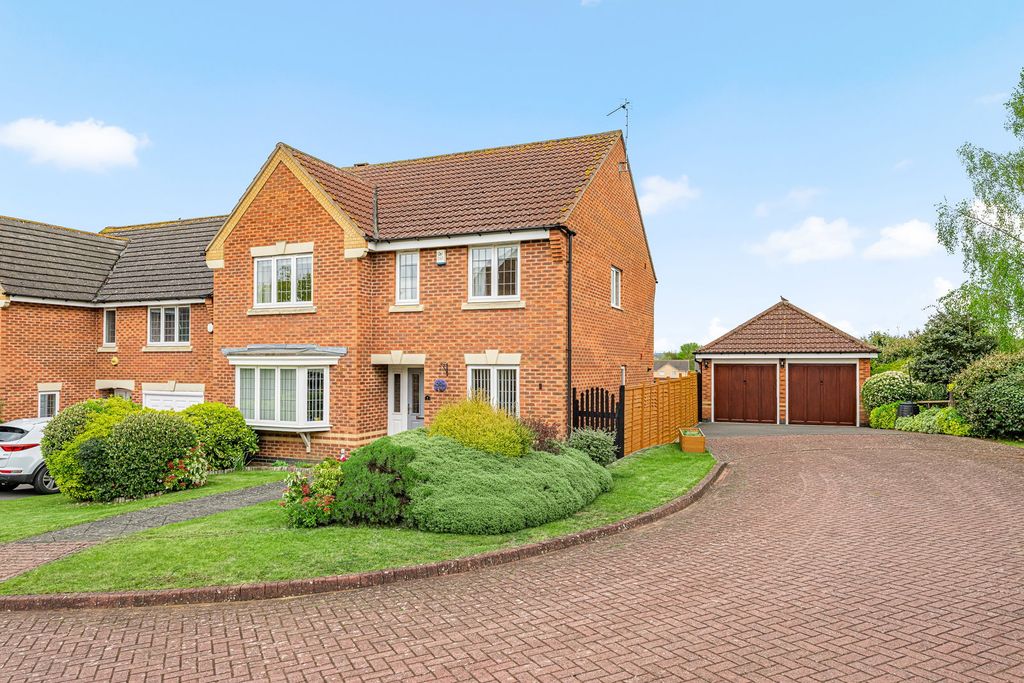 Property photo 1 of 24