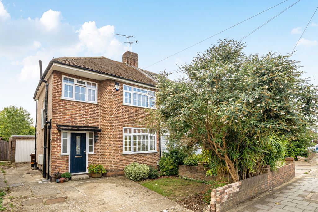 Property photo 1 of 18 1520472-4-6Aa97c0...