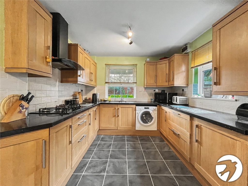 Property photo 3 of 18 Picture No. 03