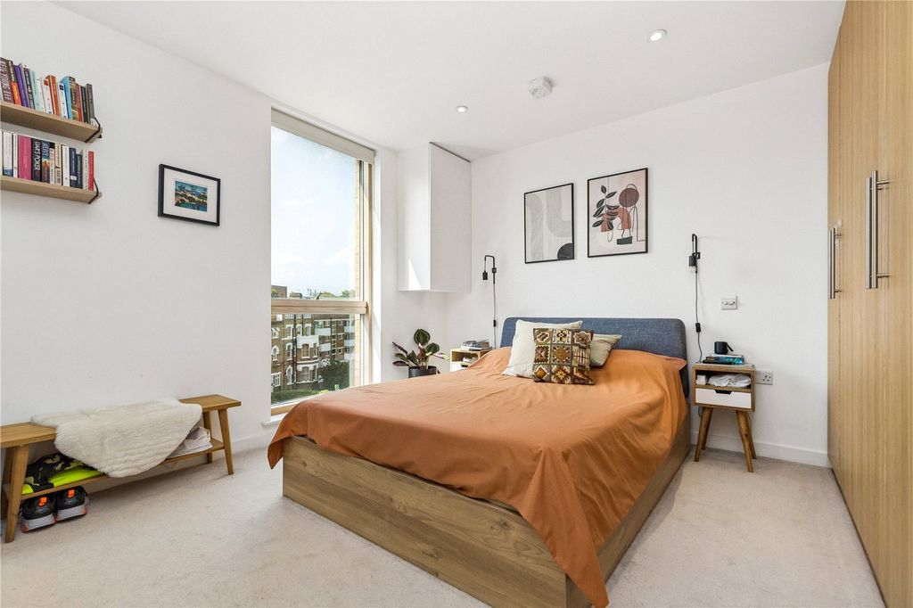 Property photo 2 of 12 Picture No. 07