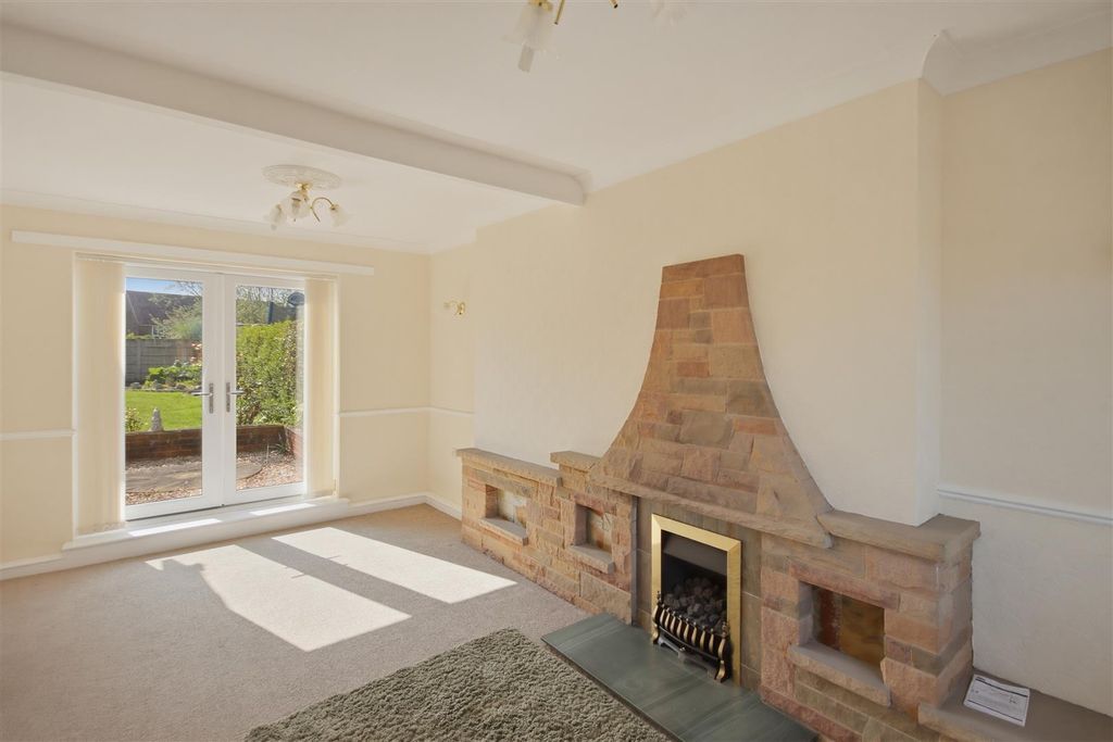 Property photo 2 of 17 Living Room