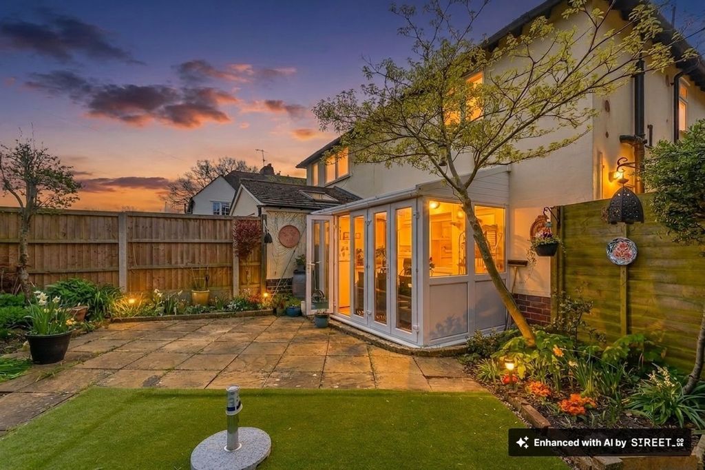Property photo 1 of 24