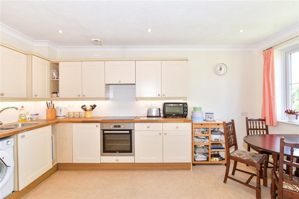 Property photo 1 of 14 Kitchen