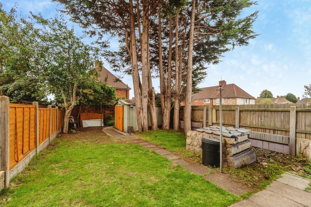 Property photo 3 of 12