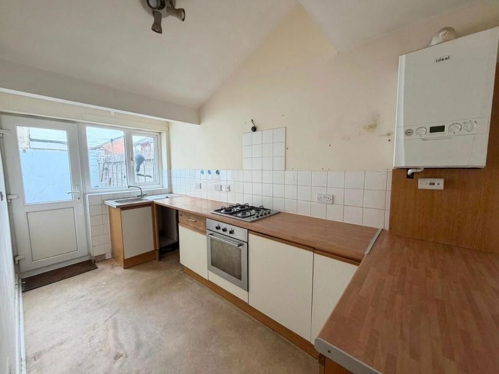 Property photo 2 of 9