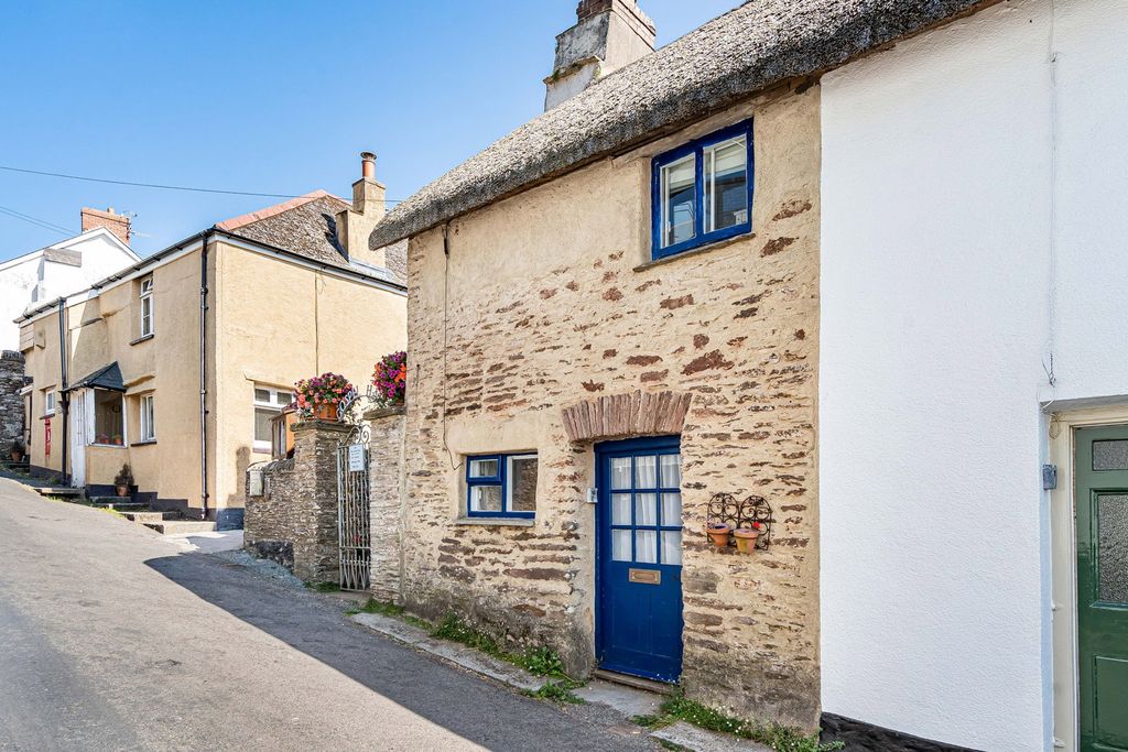 Property photo 1 of 13