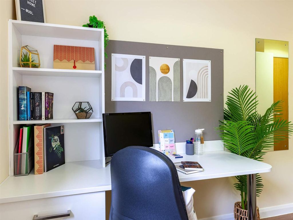 Additional image 7 of 1 bed flat to rentDean Street, Bangor LL57