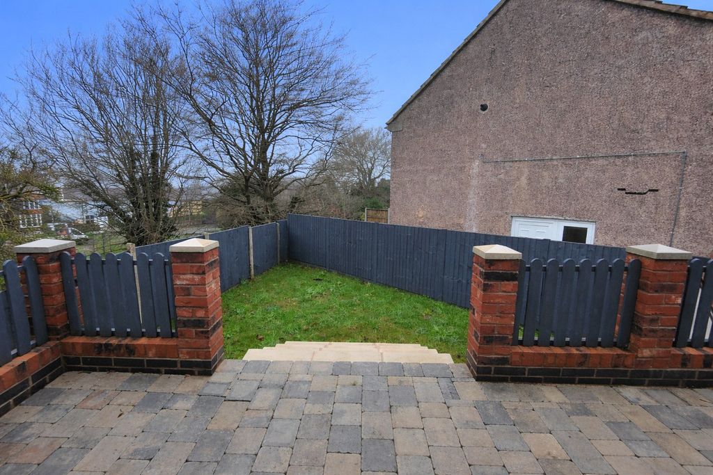 Property photo 2 of 10 Picture No. 09