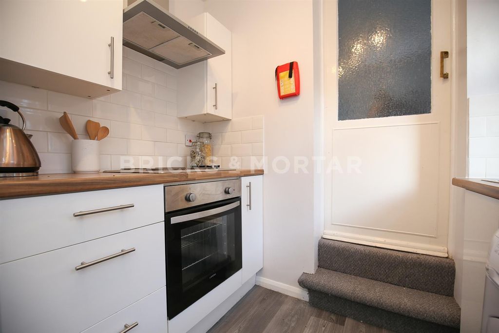 Property photo 2 of 16 Ls3E3Ppbdrj4Ptav_3Xupo0Daps.Jpg