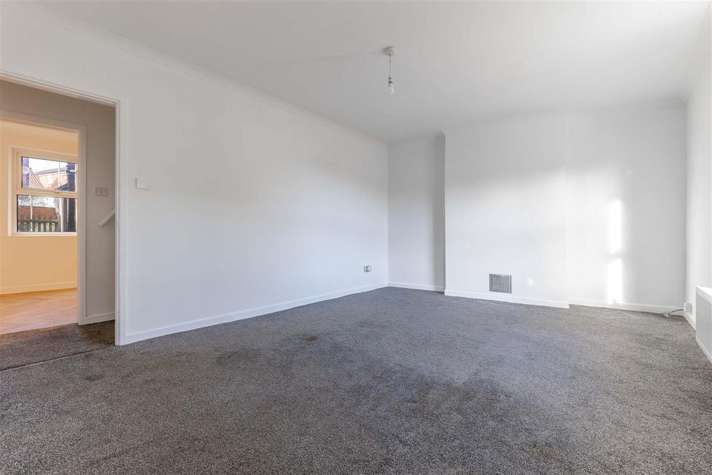 Property photo 3 of 13 Ba-2.Jpg