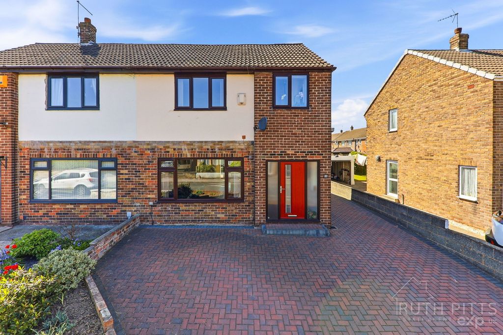 Property photo 1 of 26