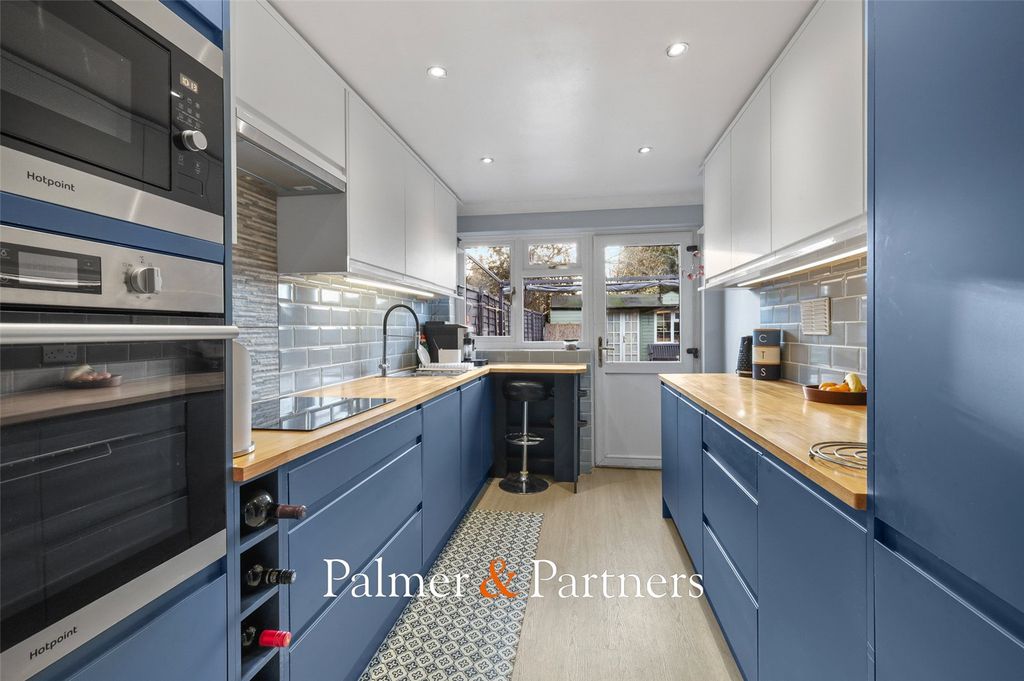 Property photo 2 of 15 Picture No. 05