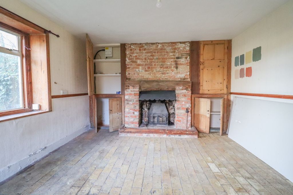 Property photo 3 of 19 3795926