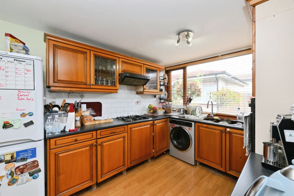 Property photo 2 of 16