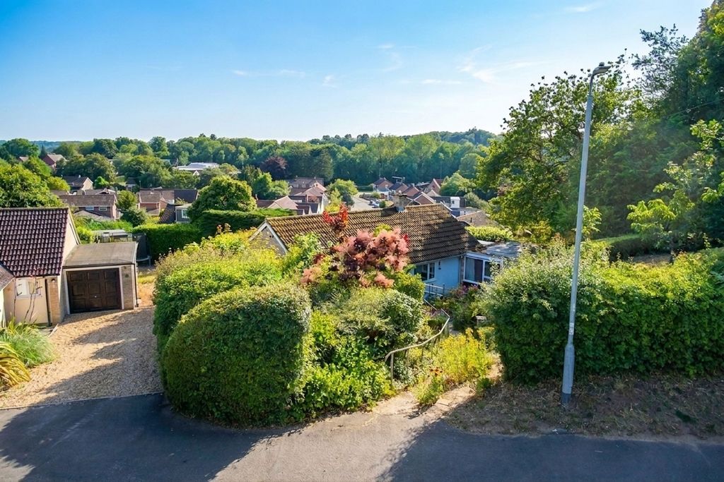 Property photo 1 of 34
