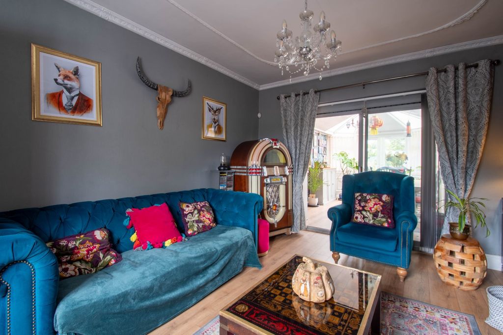 Property photo 3 of 31 Picture No. 20