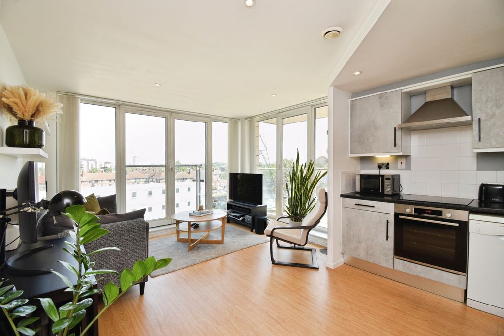 Property photo 1 of 11 Open Plan Living