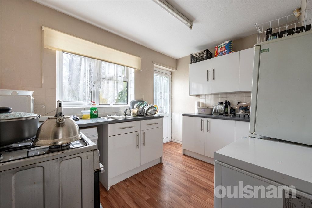 Property photo 3 of 11 Picture No. 04