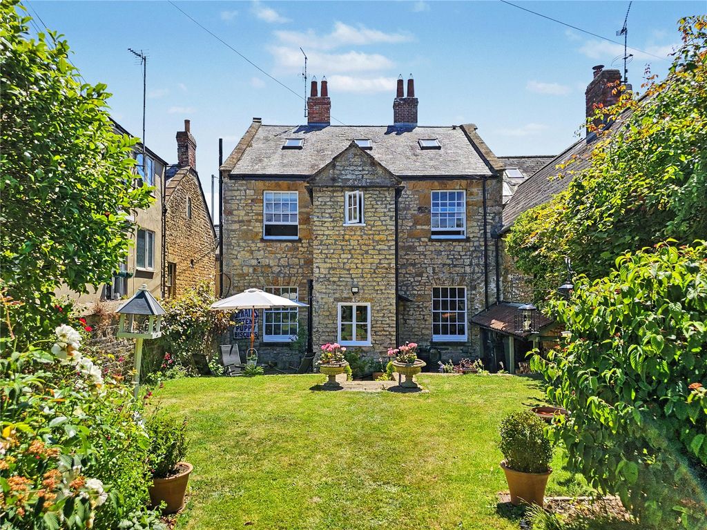 Property photo 1 of 47 Picture No. 65