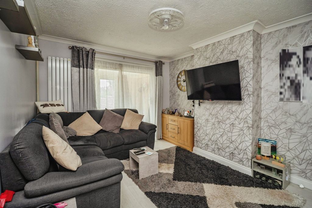 Property photo 3 of 22