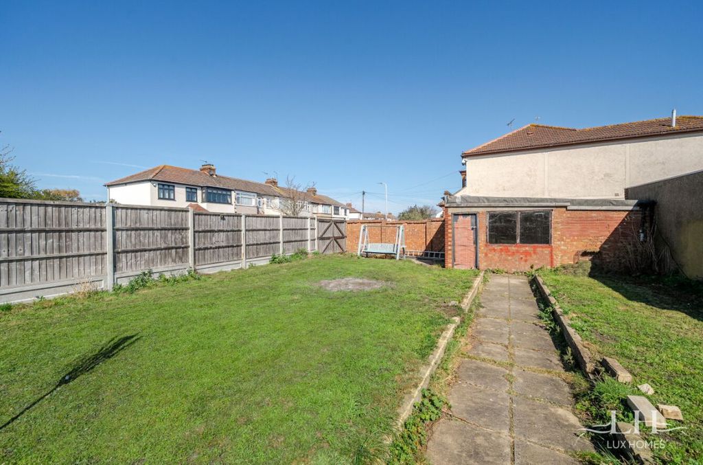 Property photo 3 of 21