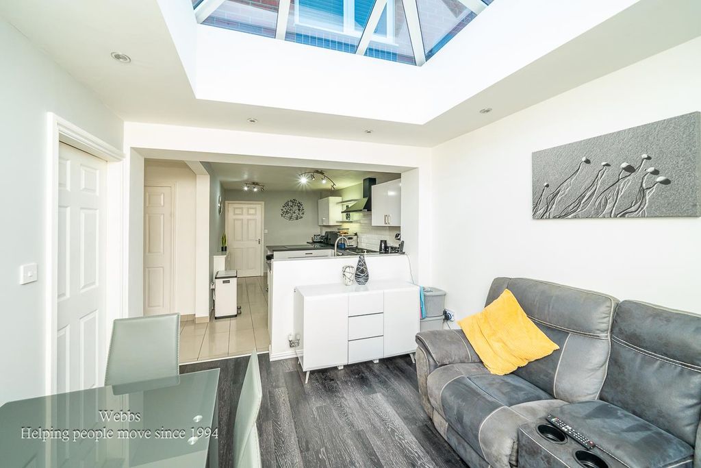 Property photo 3 of 38 Webbs-10.Jpg