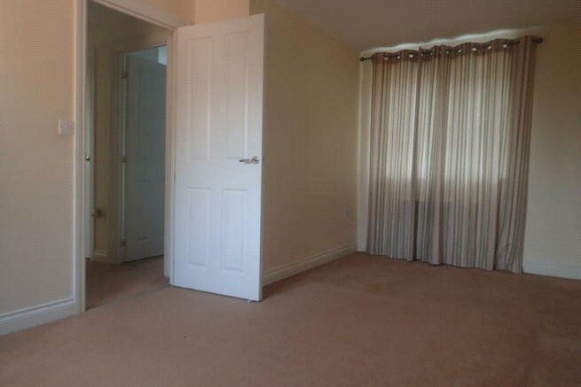 Property photo 3 of 8 Picture No. 05