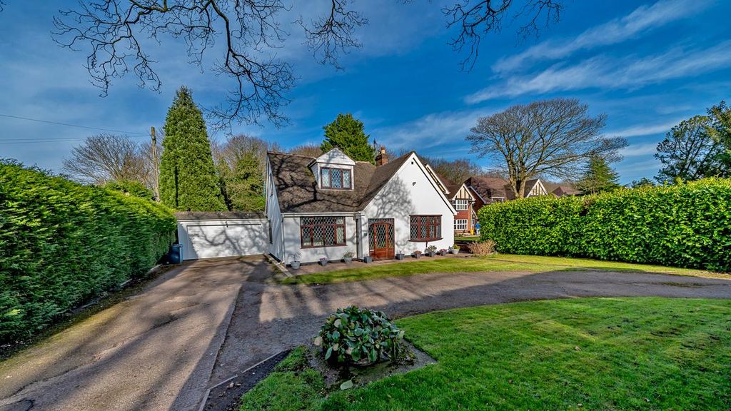 Property photo 1 of 36 Â© Webbs Estate Agents Â© (5 Of 7).Jpg