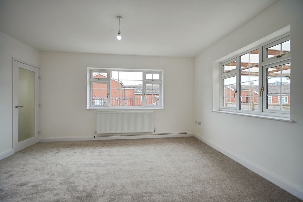 Additional image 5 of 3 bed bungalow for saleWest Walk, Ibstock, Leicestershire LE67