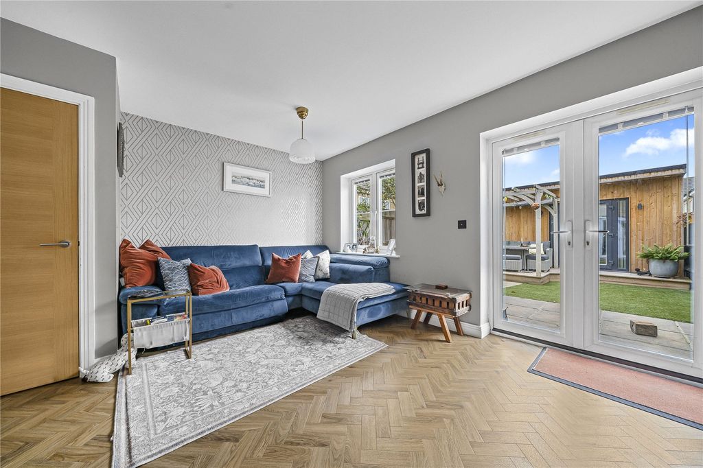 Property photo 3 of 22 Picture No. 13