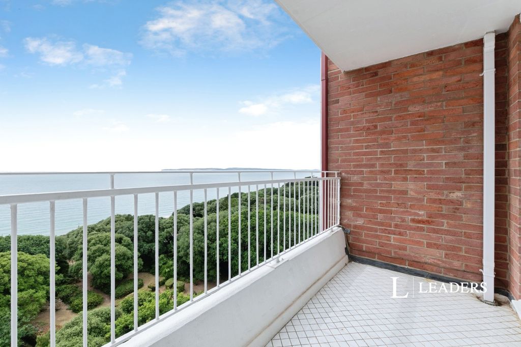 Property photo 2 of 18 Pbox-Img.Jpg