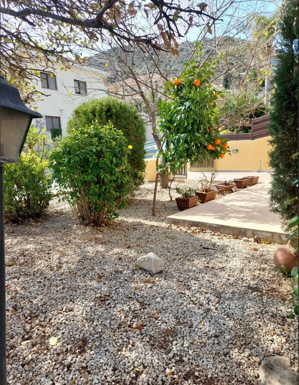 Property photo 3 of 14