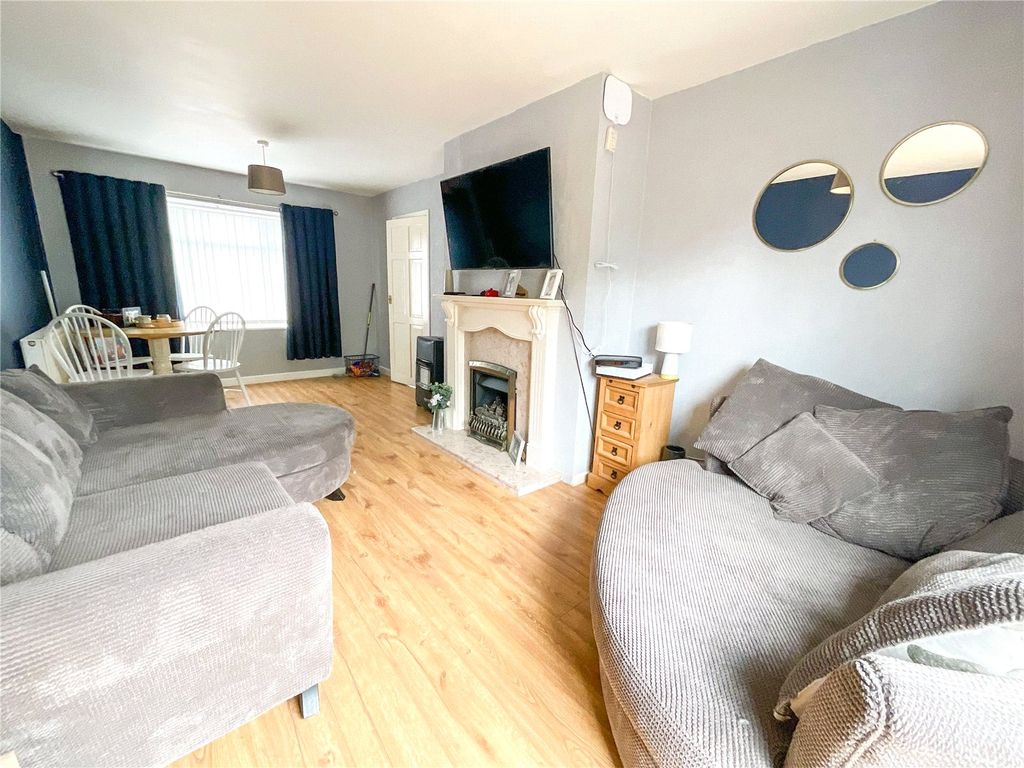 Property photo 3 of 7 Picture No. 07