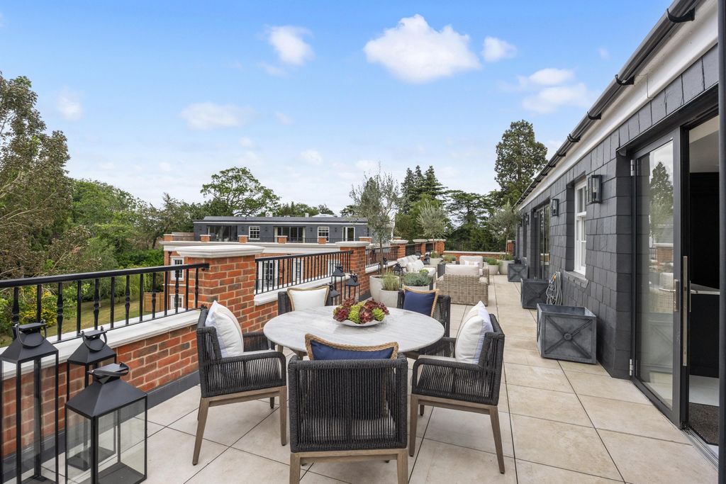 Additional image 13 of 3 bed flat for saleCholbury Place, London Road, Ascot SL5.
