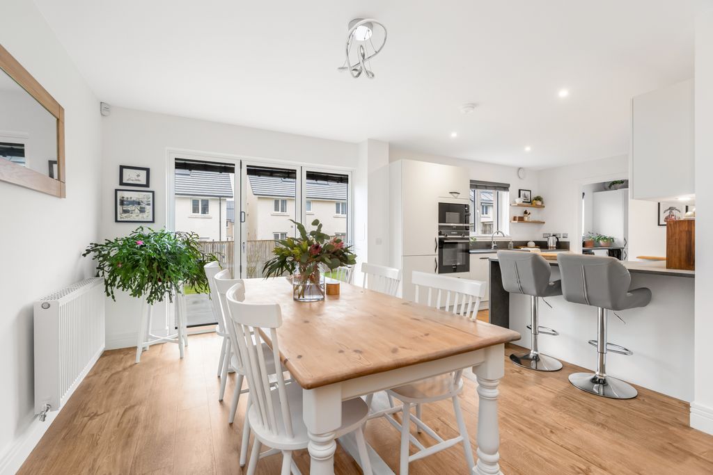 Property photo 2 of 23 Property Image 2