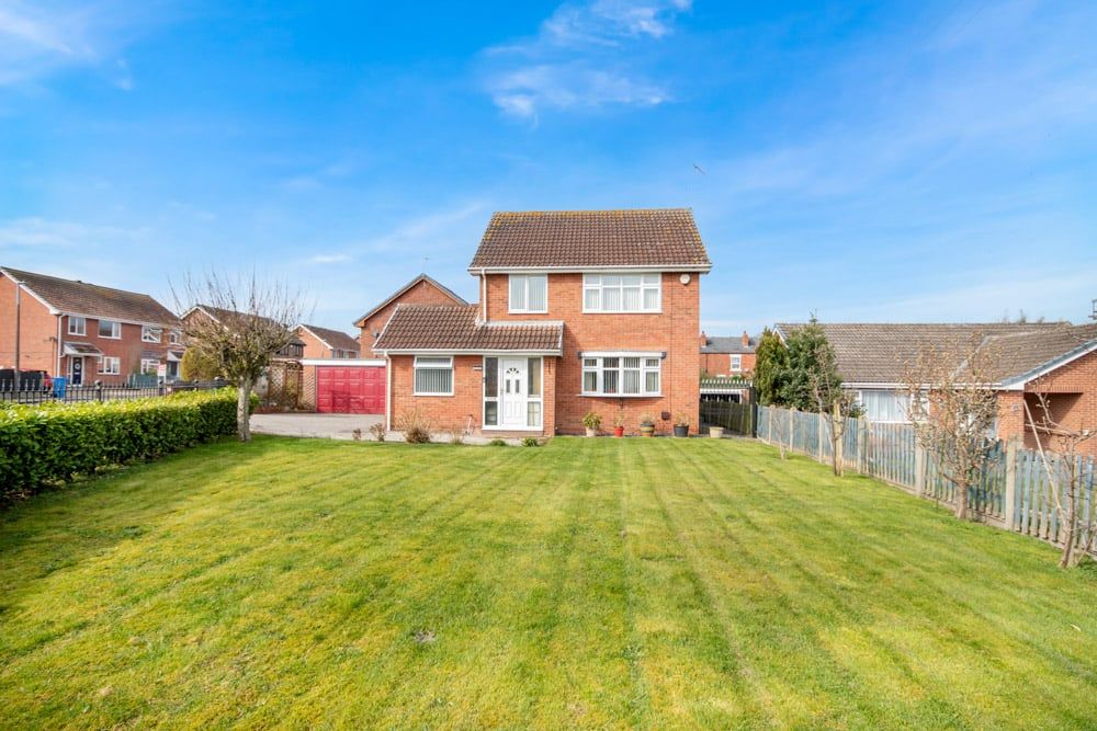 Property photo 1 of 18