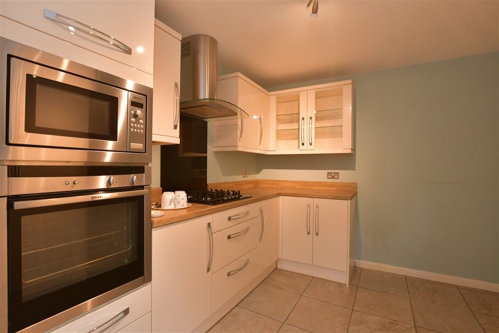 Property photo 2 of 13 Kitchen