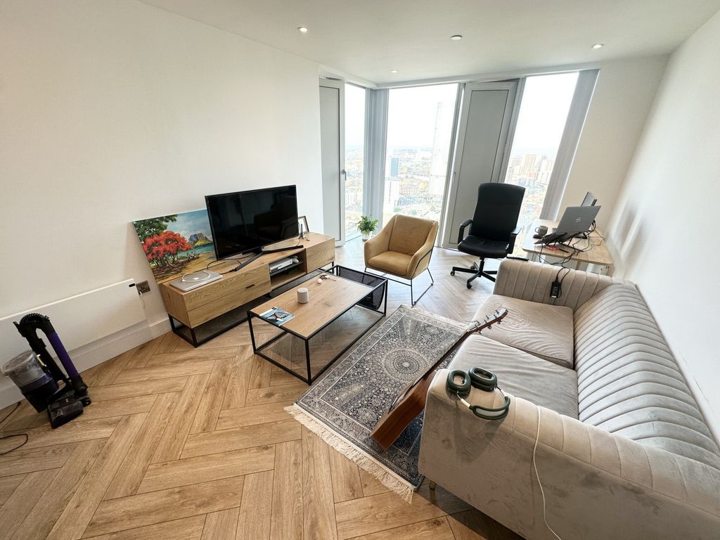 Property photo 1 of 21 Photo 2