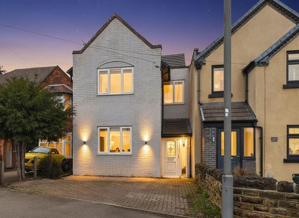 Property photo 1 of 19 Front