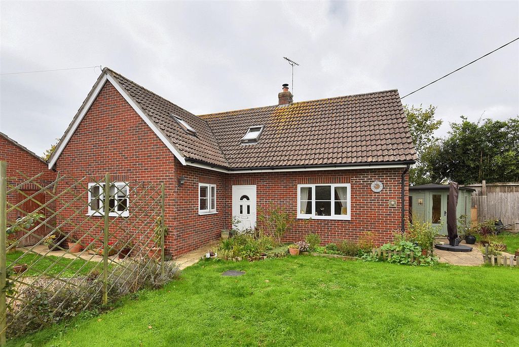 Property photo 1 of 12 Front