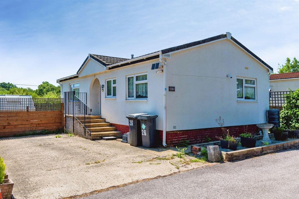 Property photo 1 of 20