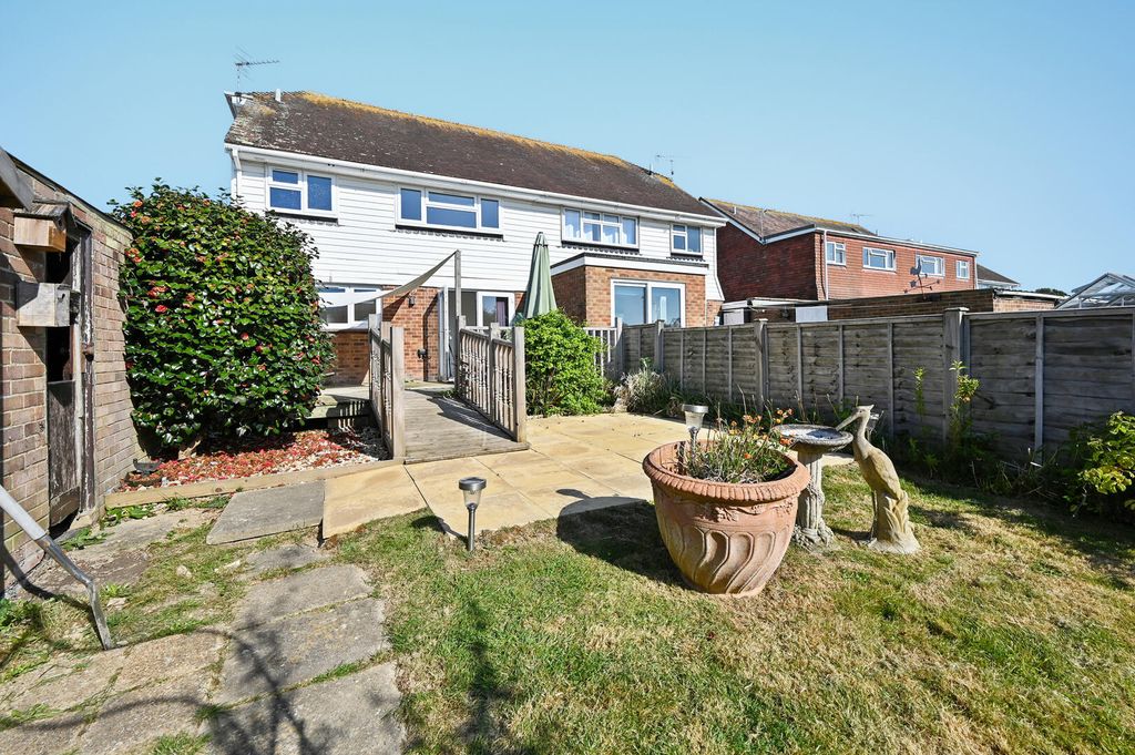 Property photo 1 of 23 Rear Garden
